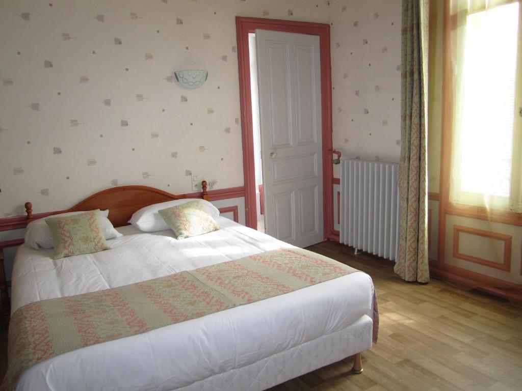 Hotel Arlequin Troyes Eksteriør bilde